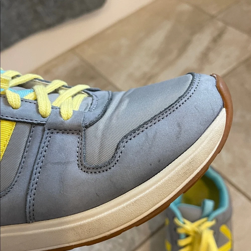 Vionic Rechelle Shoes Light Grey 6.5